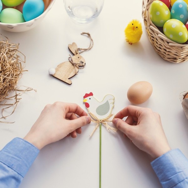 How to Decorate Chocolate Easter Eggs?
