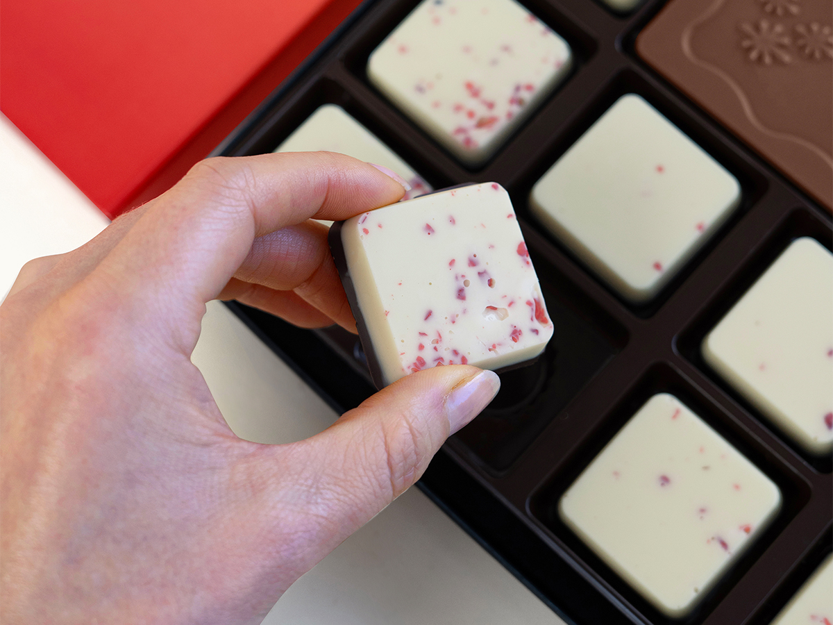 23-Piece Peppermint Bark Ensemble Gift Set - Classic Packaging - Image 4