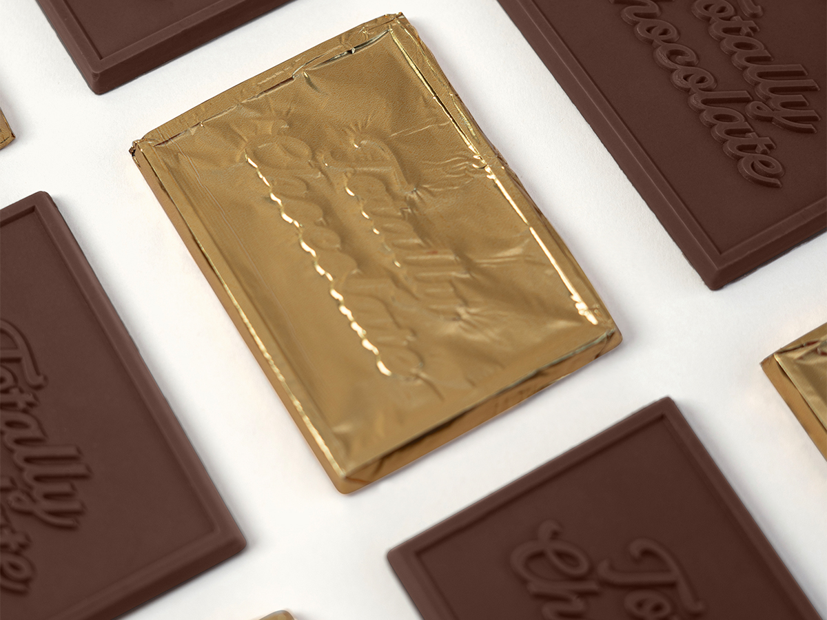 3-Bar Deluxe Engraved Chocolate Storyteller - Image 6