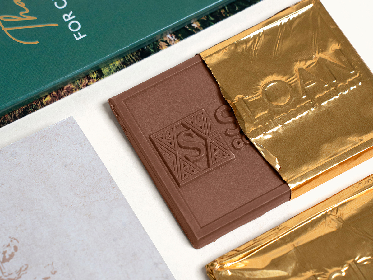 3-Bar Deluxe Engraved Chocolate Storyteller - Image 3