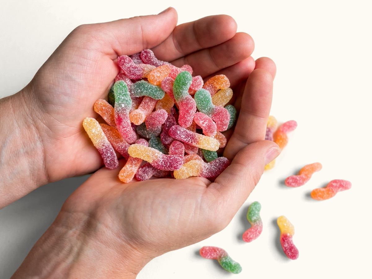 Custom-Lid Gummy Candy Box - 12oz, 4x6 - Image 3